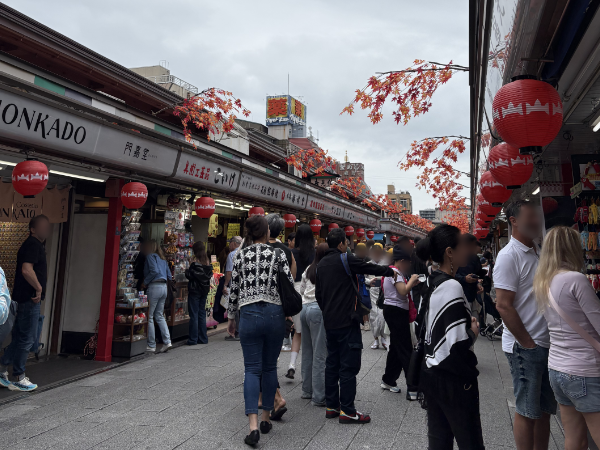 浅草の仲見世商店街
